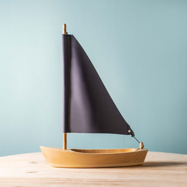 Bumbu Toys | Sailing Boat Coal Black