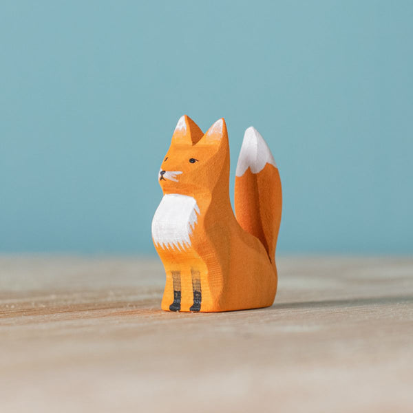 邦布玩具 |狐狸幼崽坐着