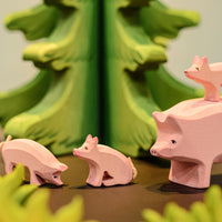 Bumbu Toys | Piglet Eating