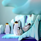 Bumbu Toys | Large Waddle of Penguins With Icy Cliffs and Ice Floe SET